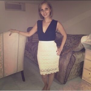 Black and Cream Lace Cocktail Dress Size‎ Small